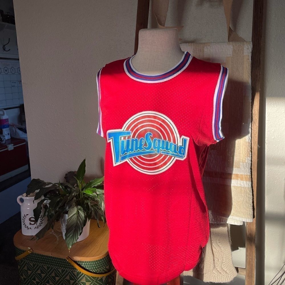 NWT TuneSquad Bugs 1 Space Jam Basketball Jersey
